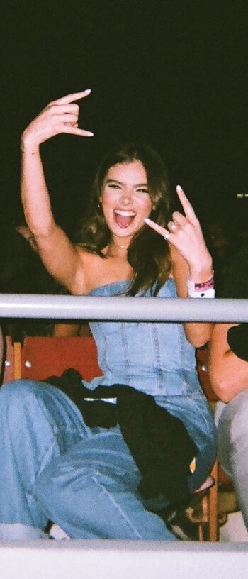 Hailee Steinfeld