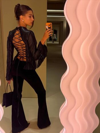 Hailey Baldwin Bieber