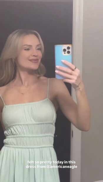 Full leaked Hailey malles page private onlyfans photo