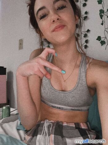 Full leaked Haileys ur fav private onlyfans photo