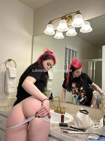 Full leaked Haileywaifu private onlyfans photo