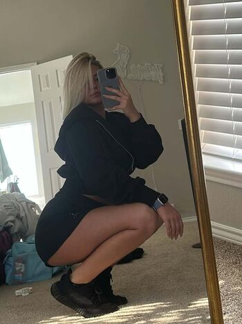 Full leaked Hailsoverheels private onlyfans photo