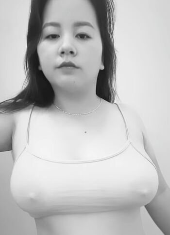 Full leaked Haiyen private onlyfans photo