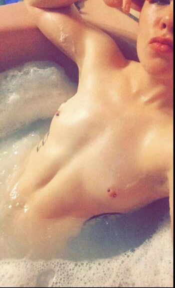 Full leaked Halieeandkendra  page private onlyfans photo