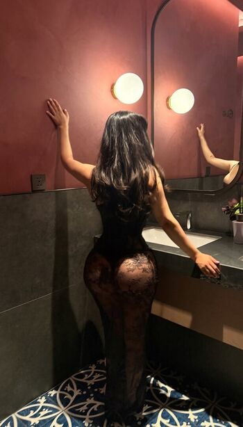 Full leaked Haliun b page private onlyfans photo