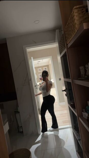 Full leaked Haliun b page private onlyfans photo
