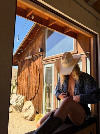 Full leaked Halle cooley page private onlyfans photo