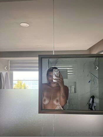 Full leaked Hallebakes private onlyfans photo