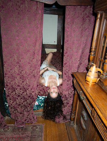 Full leaked Halsey page private onlyfans photo