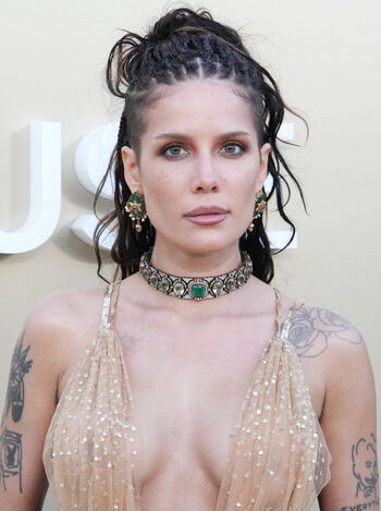 Full leaked Halsey page private onlyfans photo