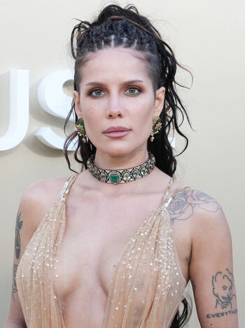 Full leaked Halsey page private onlyfans photo