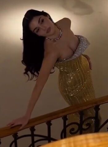 Full leaked Hande ercel page private onlyfans photo