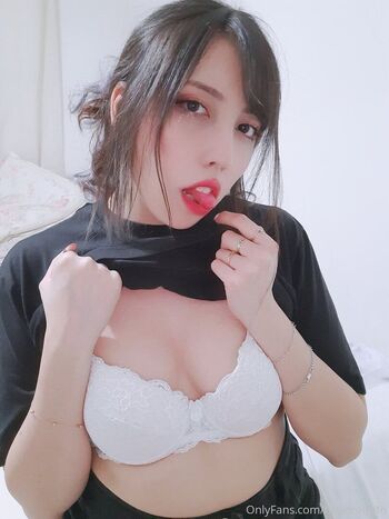 Full leaked Handrollcito private onlyfans photo