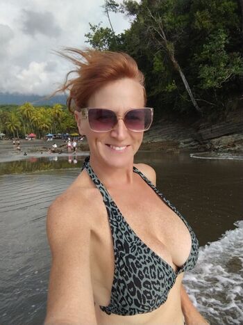 Full leaked Handygingergal private onlyfans photo