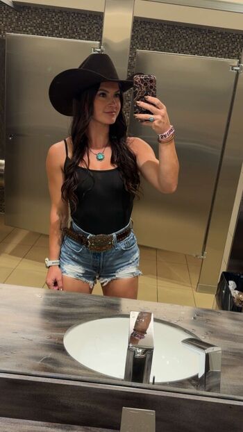 Full leaked Hannah barron page private onlyfans photo