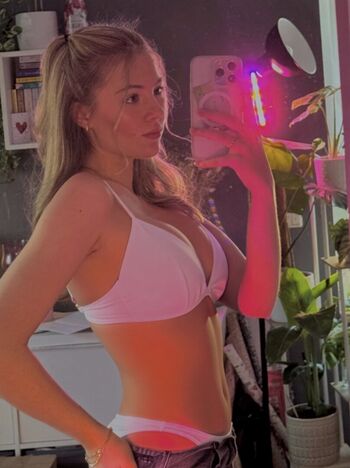 Full leaked Hannah bng private onlyfans photo