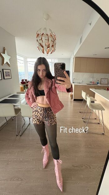 Full leaked Hannah cheramy page private onlyfans photo