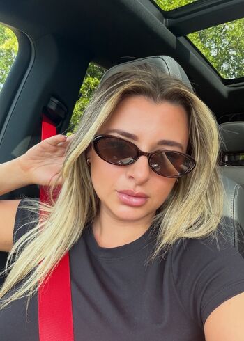 Full leaked Hannahwoodberry private onlyfans photo