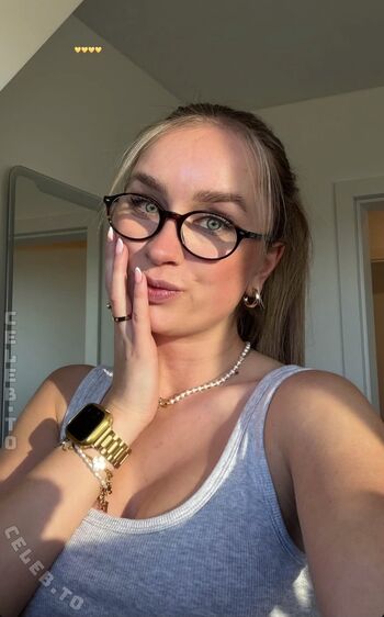 Full leaked Hannifu private onlyfans photo