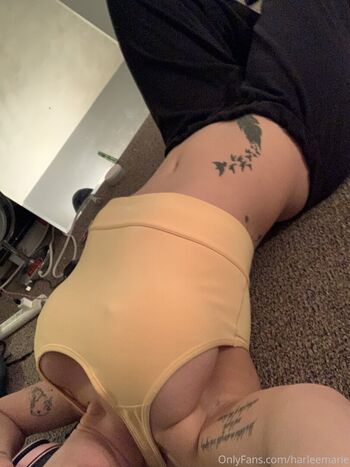 Full leaked Harleemarie page private onlyfans photo