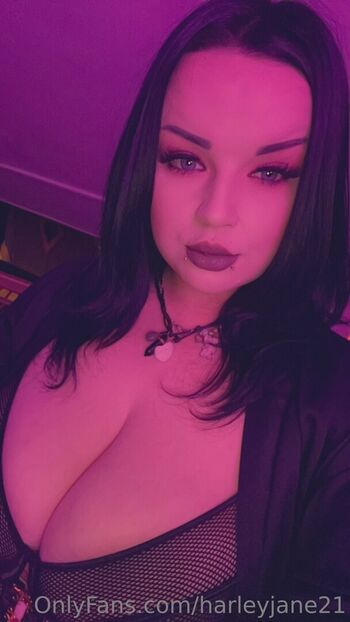Full leaked Harleyjane private onlyfans photo