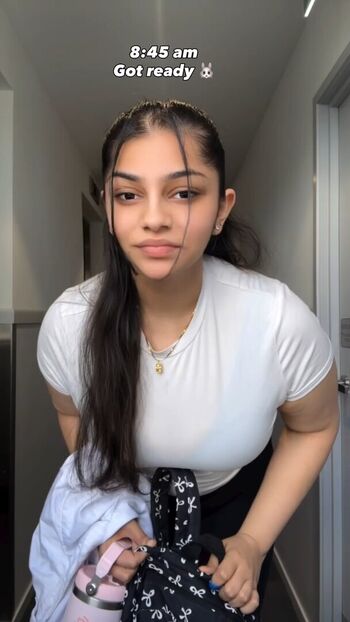 harshieatsandlives