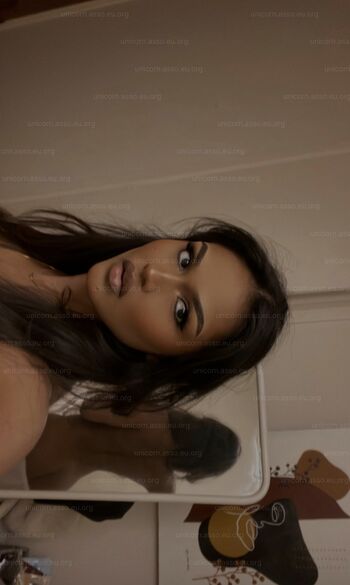 Full leaked Hashini guruge private onlyfans photo