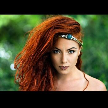Hayley De Sola Pinto