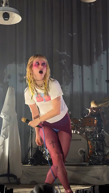 Full leaked Hayley williams private onlyfans photo