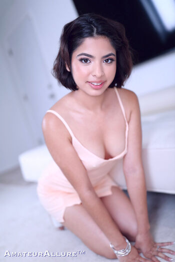 Full leaked Hazel heart private onlyfans photo