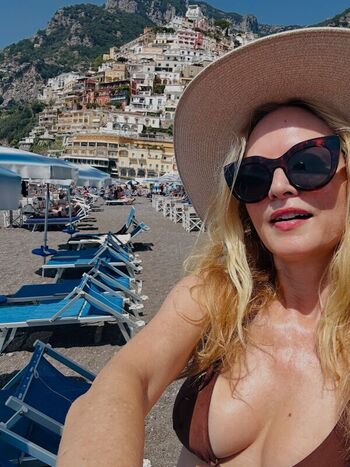 Full leaked Heather graham page private onlyfans photo
