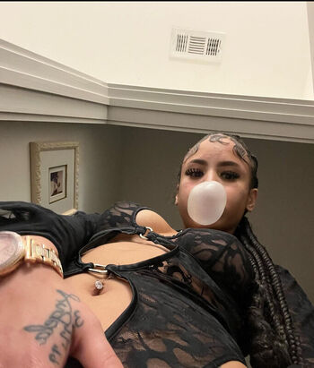 Full leaked Heavdavirgo private onlyfans photo