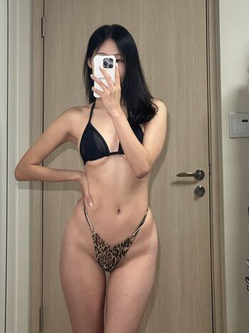 Full leaked Heejeeneexp private onlyfans photo