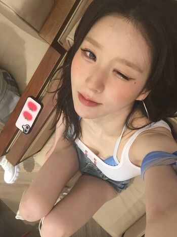 Full leaked Heejin page private onlyfans photo