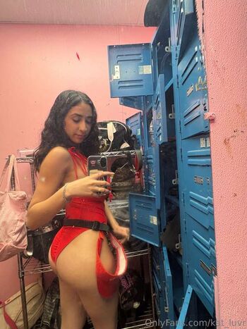 Full leaked Heily private onlyfans photo