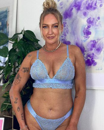 Full leaked Helen scott private onlyfans photo