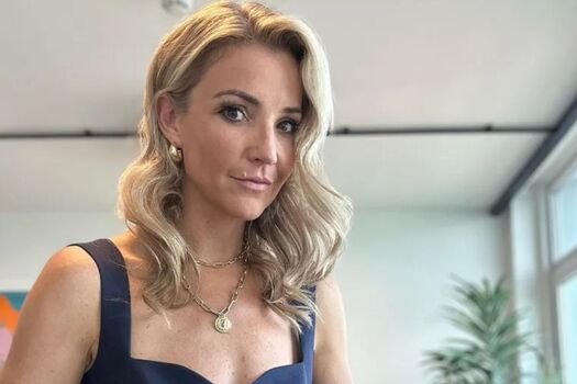 Helen Skelton