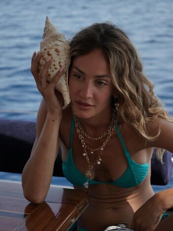 Full leaked Helena prestes page private onlyfans photo