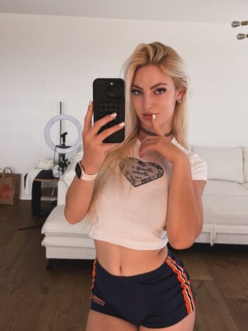Full leaked Helenakingsoul private onlyfans photo