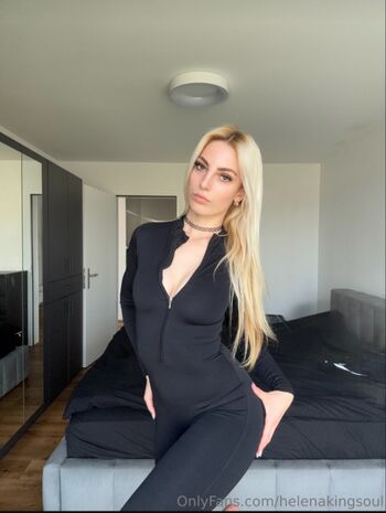Full leaked Helenakingsoul private onlyfans photo