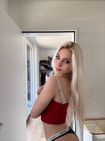 Full leaked Helenakingsoul page private onlyfans photo