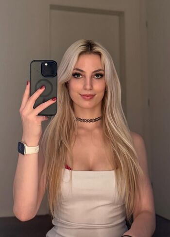Full leaked Helenakingsoul private onlyfans photo