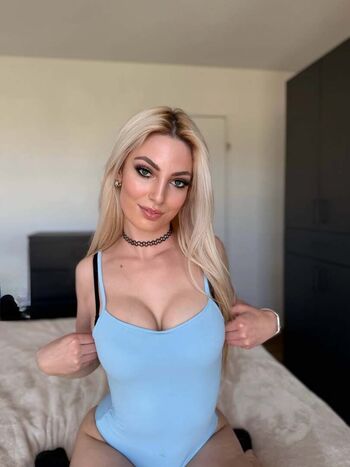 Full leaked Helenakingsoul private onlyfans photo
