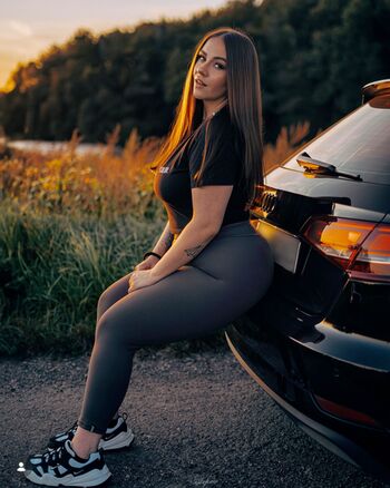 Full leaked Helenasaudi private onlyfans photo