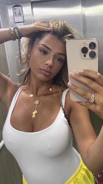 Full leaked Hena team nasdas private onlyfans photo