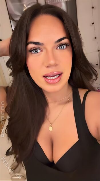 Full leaked Henna private onlyfans photo