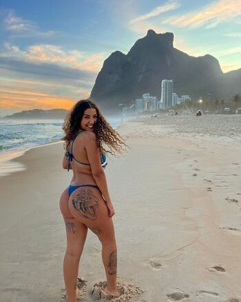 Full leaked Hennessyofc private onlyfans photo