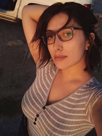 Full leaked Hentamoongrl private onlyfans photo