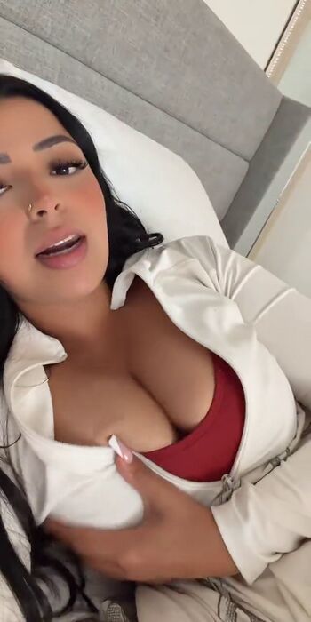 Full leaked Hermosa kari private onlyfans photo