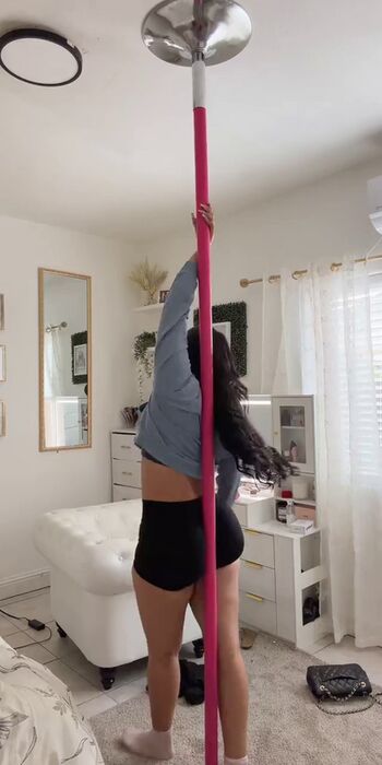 Full leaked Hermosa kari private onlyfans photo